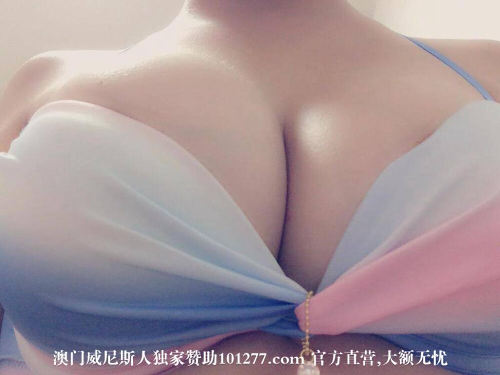 女网友诱惑的自拍[11P]